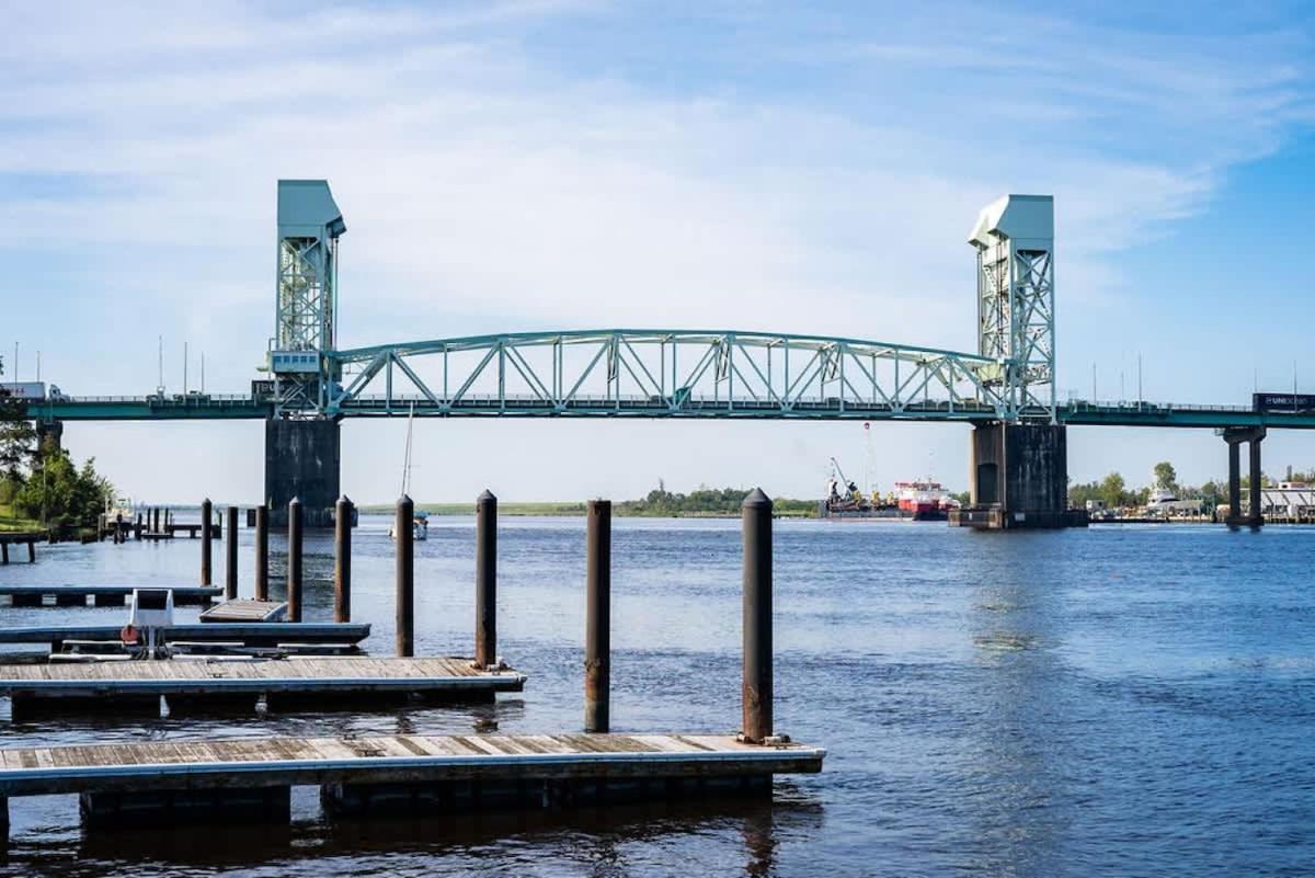 Riverwalk 118 - River & Battleship Views Wilmington Exteriér fotografie